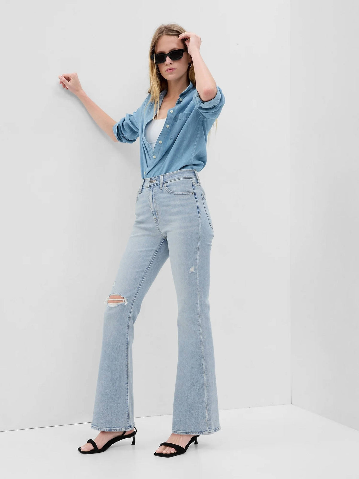 Blue Women's Solid Flared Boot-Cut Jeans | BT10 - view 1