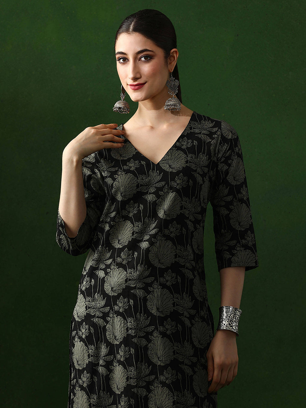 Red Floral Printed Straight Pure Cotton Kurta | FY93 - view 20