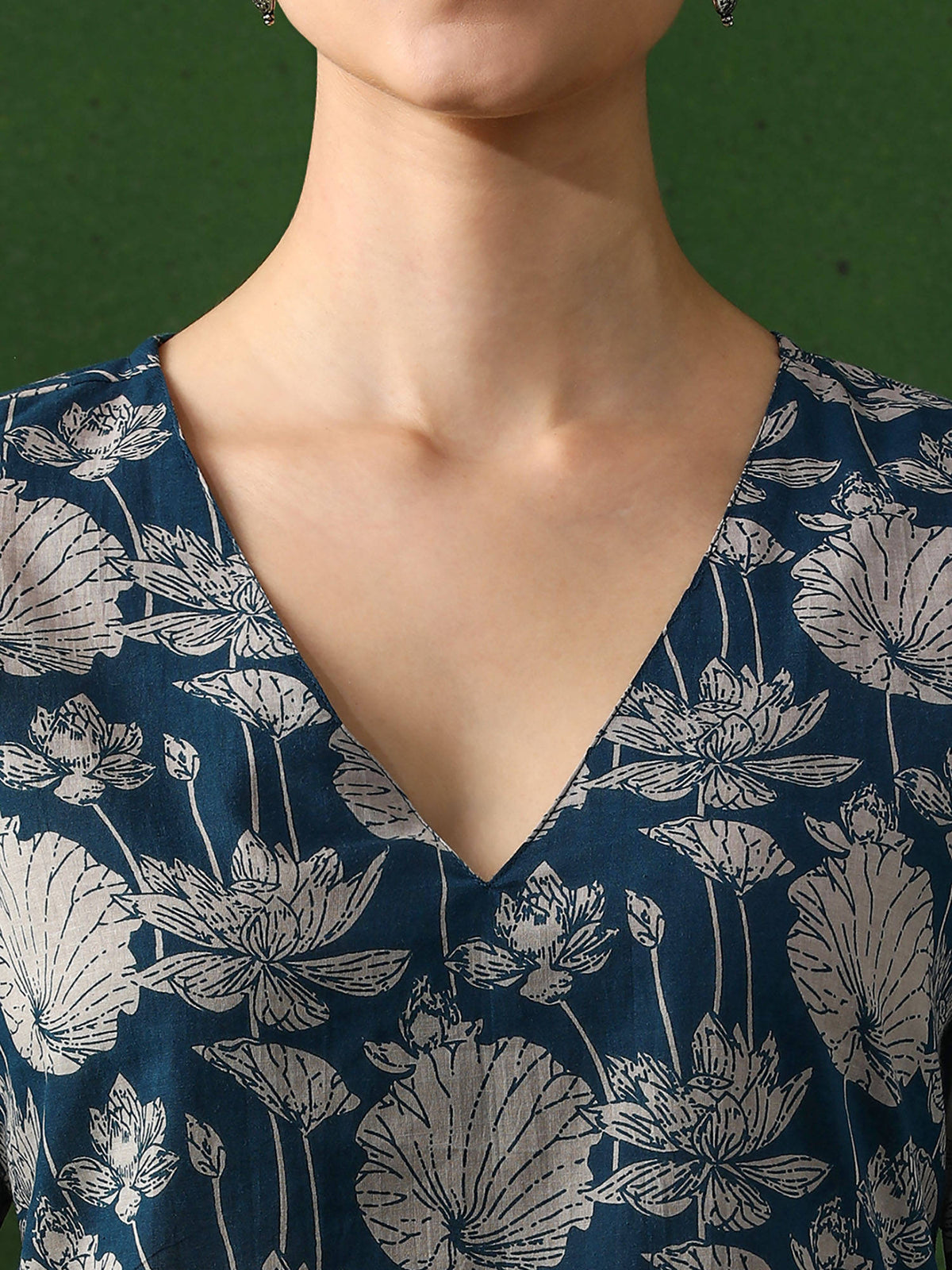 Red Floral Printed Straight Pure Cotton Kurta | FY93 - view 18
