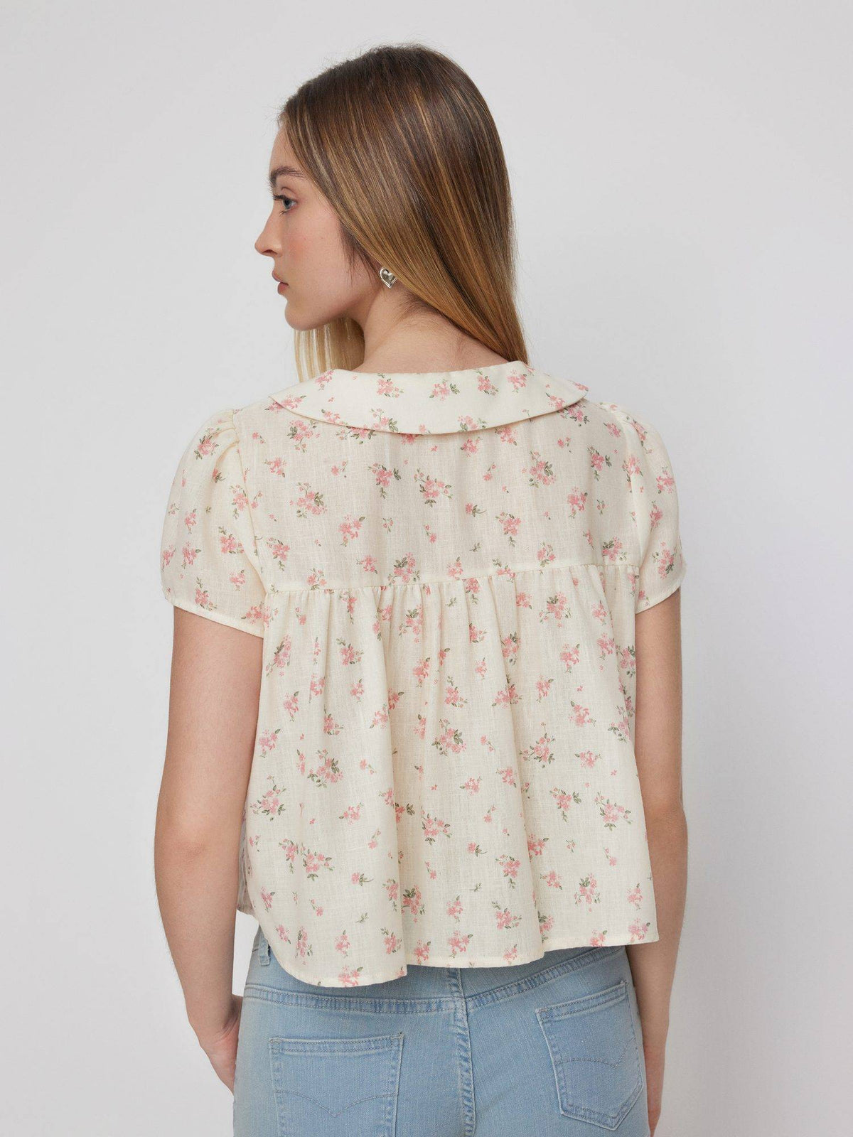 Floral Women's Peter Pan Collar Short Sleeve Blouse Cream | S67 - view 2