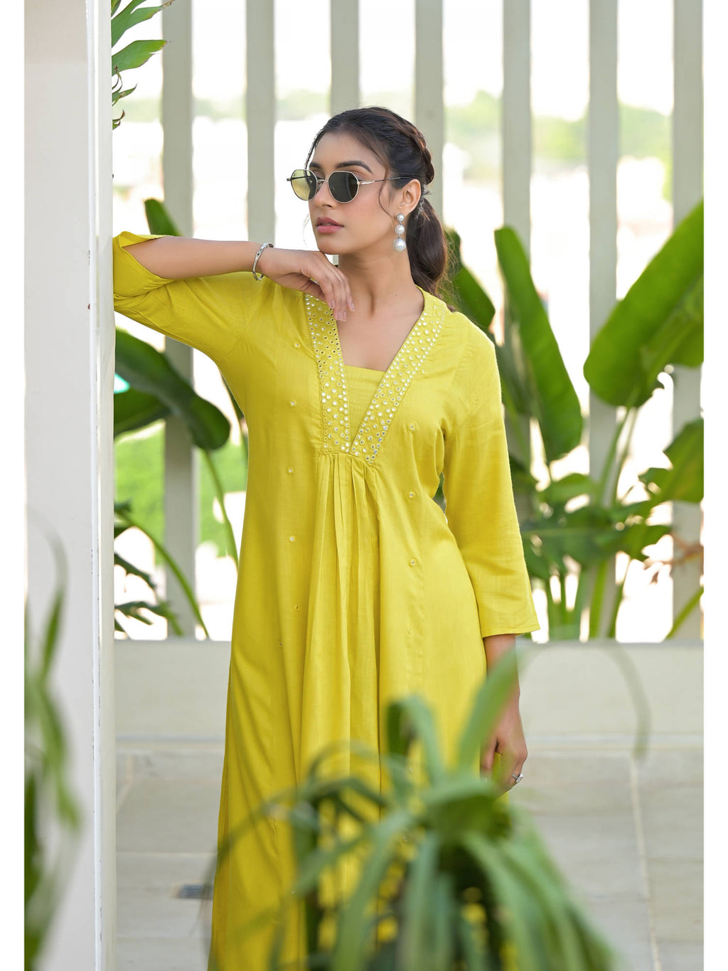 Yellow Embroidered Liva Rayon Mirror Work Kurta | FY93 - view 2