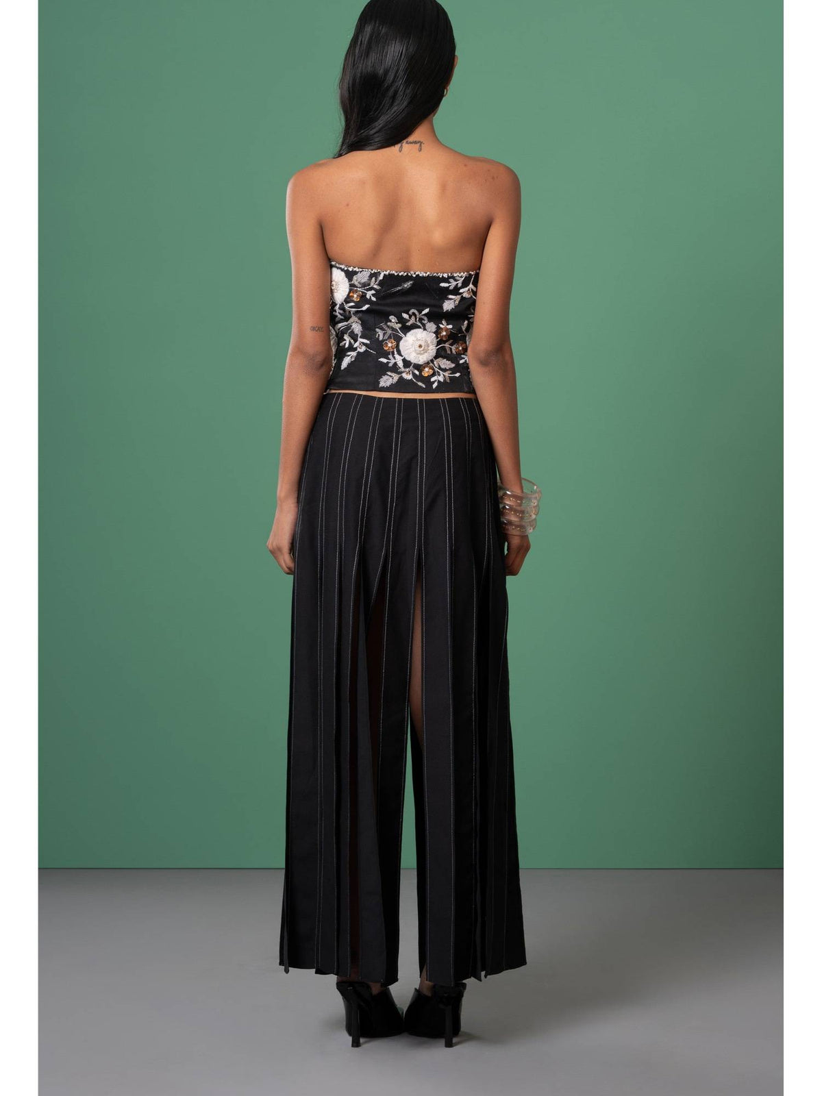 Black Onyx Embroidered Corset Top | TT90 - view 2