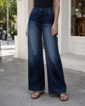 Shein Women Full Length Star Back Print Mid Wash Jeans