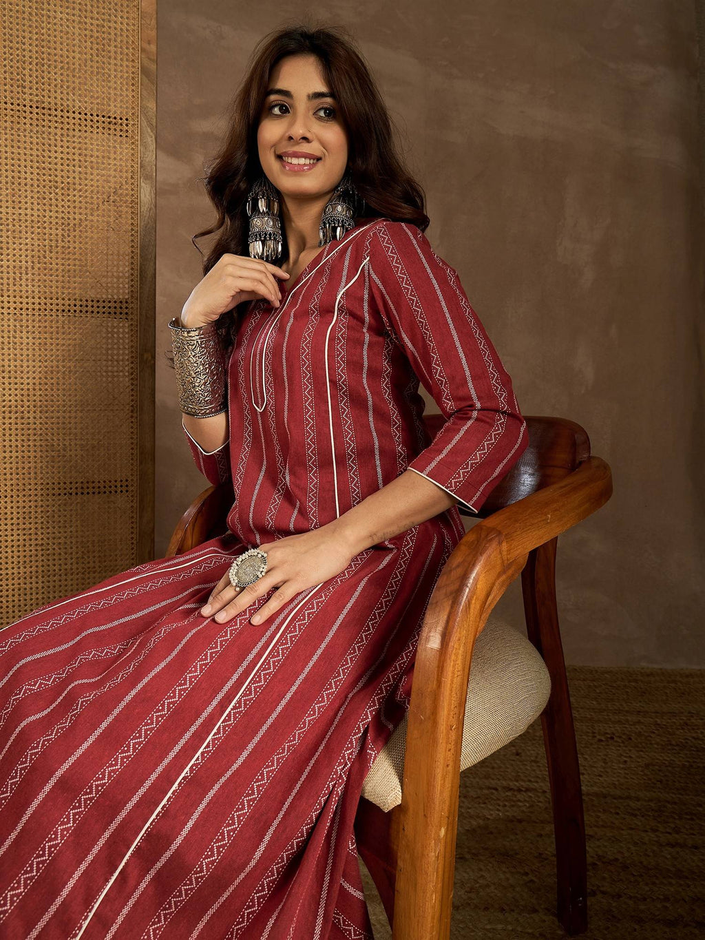 Women Maroon Cotton Stripes A-Line Kurta | U3S - view 3