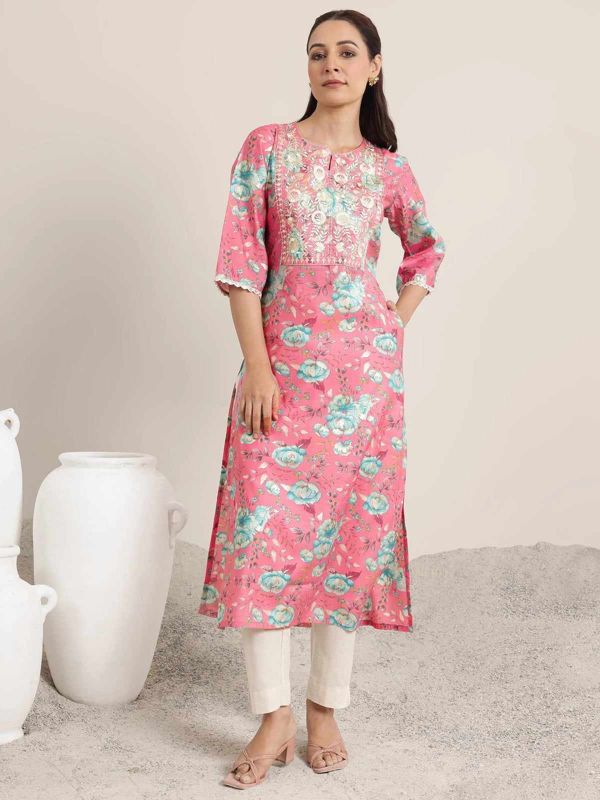 Gerua Pink Printed Silk Blend Straight Kurta