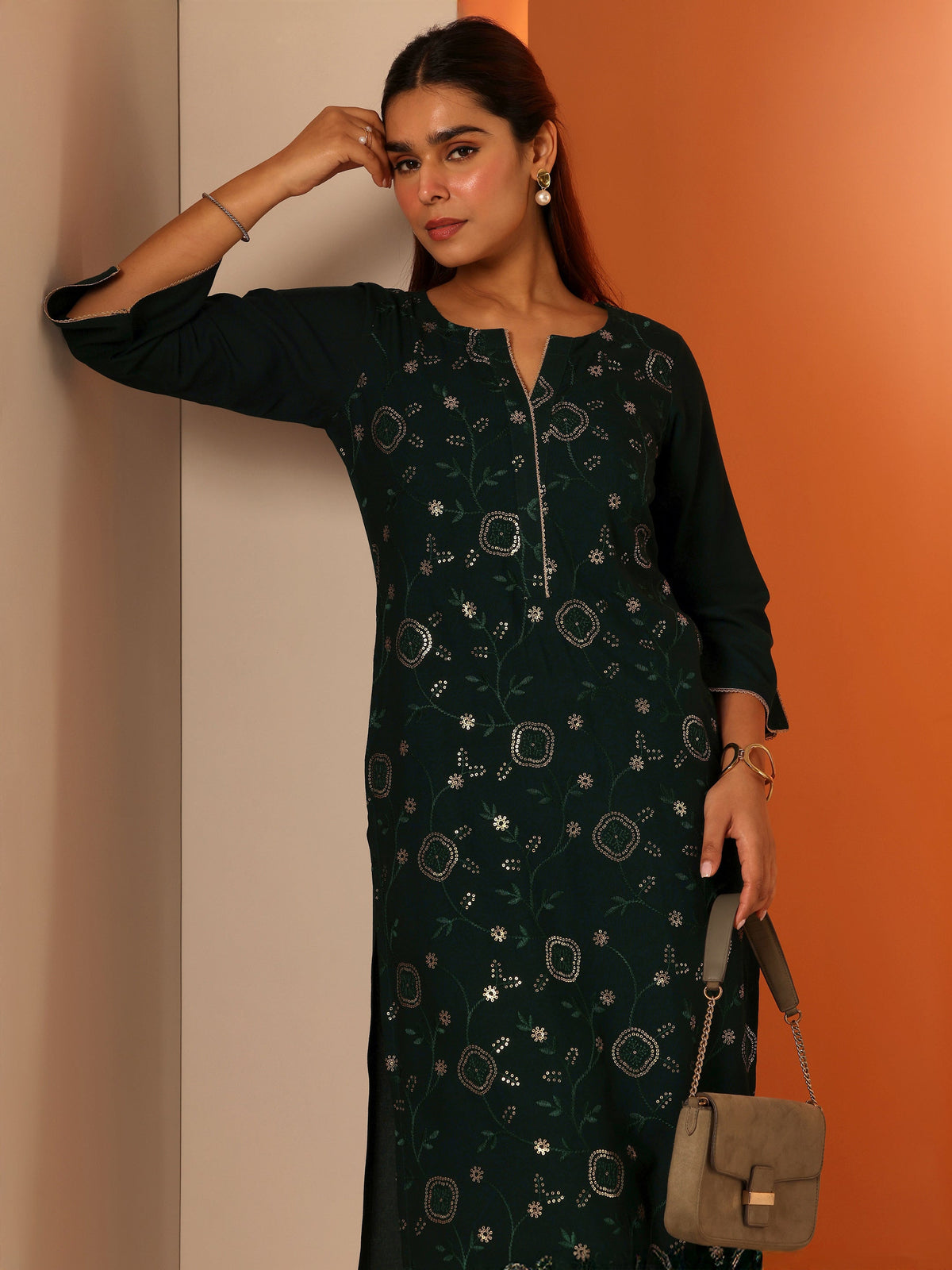 Gerua Green Embroidered Rayon Straight Kurta