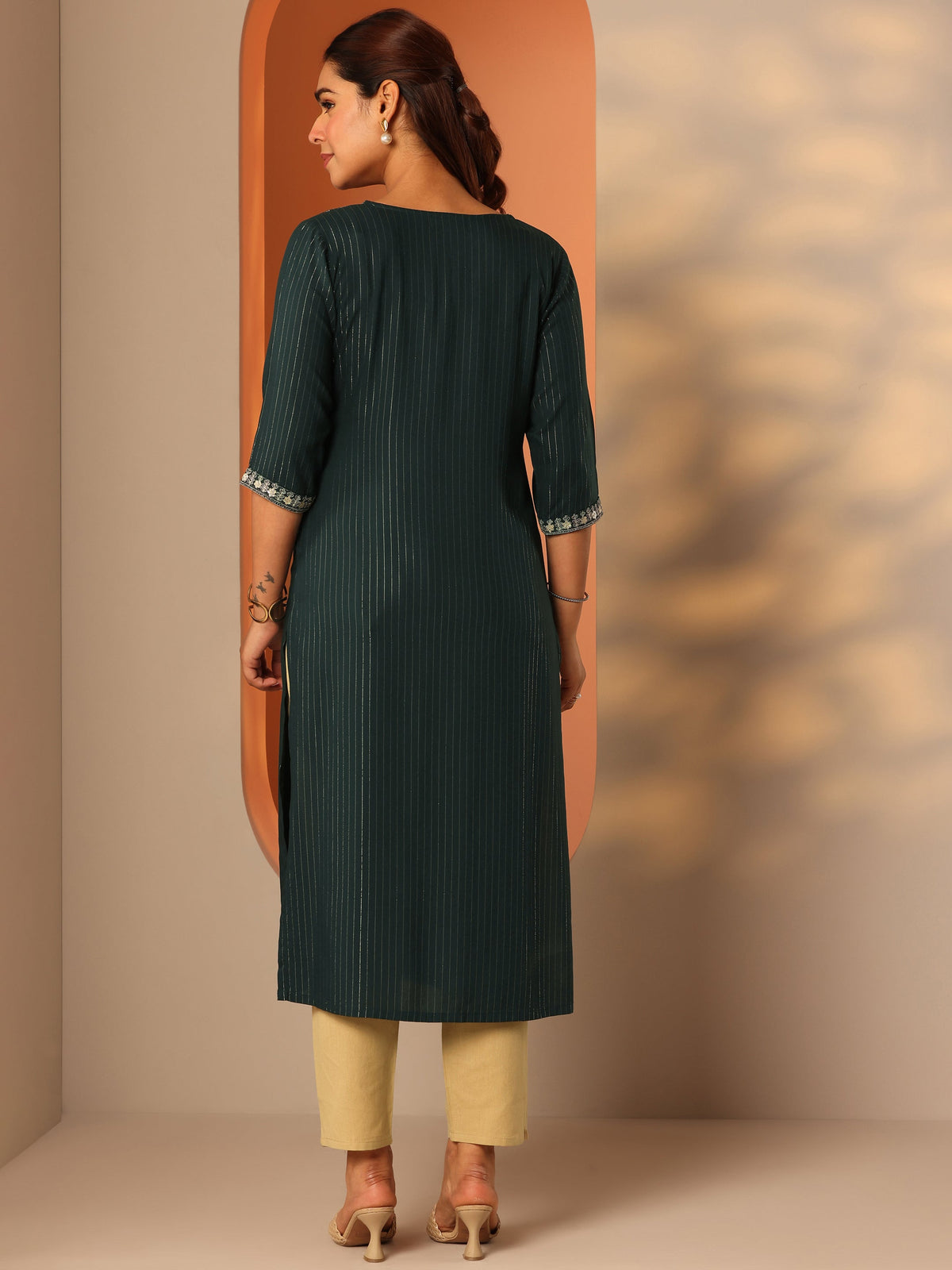 Gerua Green Embellished Rayon Straight Kurta