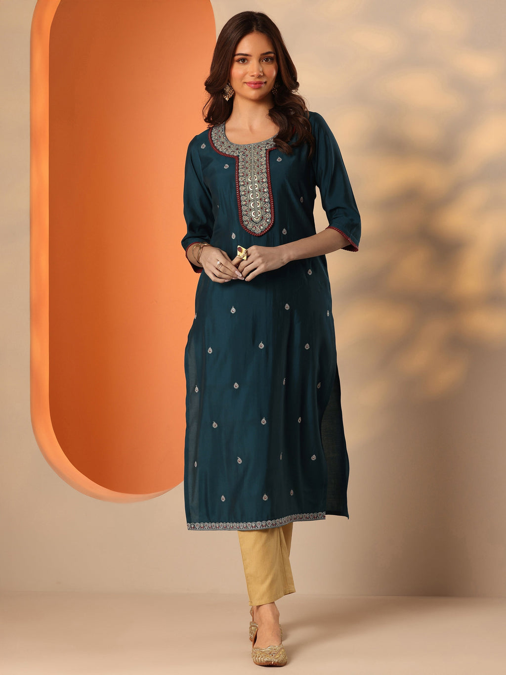 Gerua Teal Embroidered Silk Blend Straight Kurta