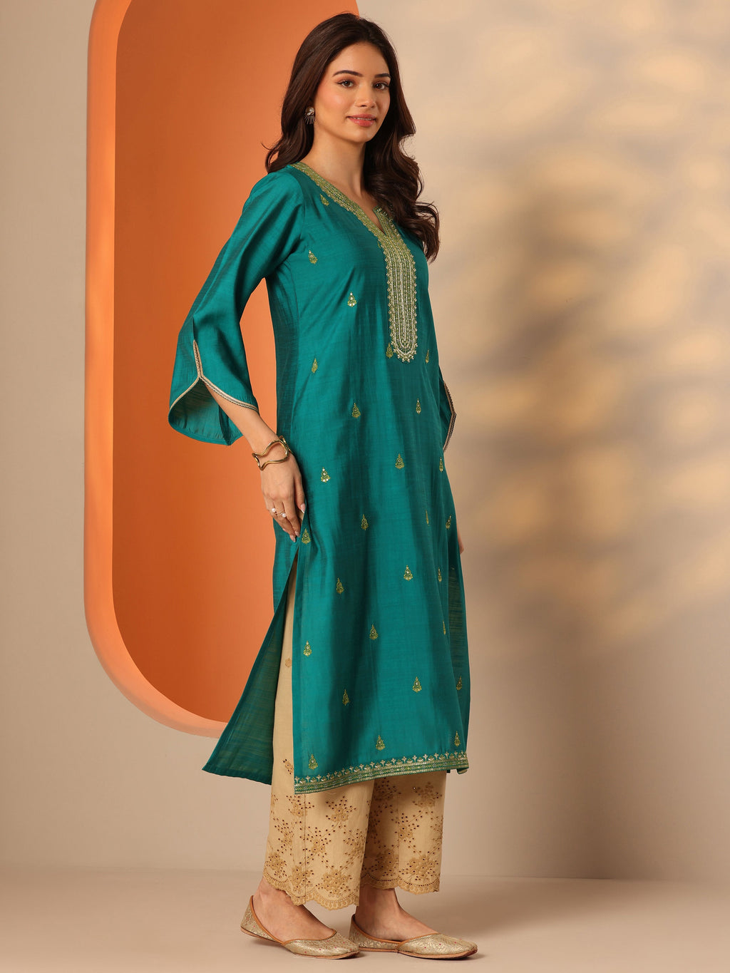 Libas Green Embroidered Silk Blend Straight Kurta