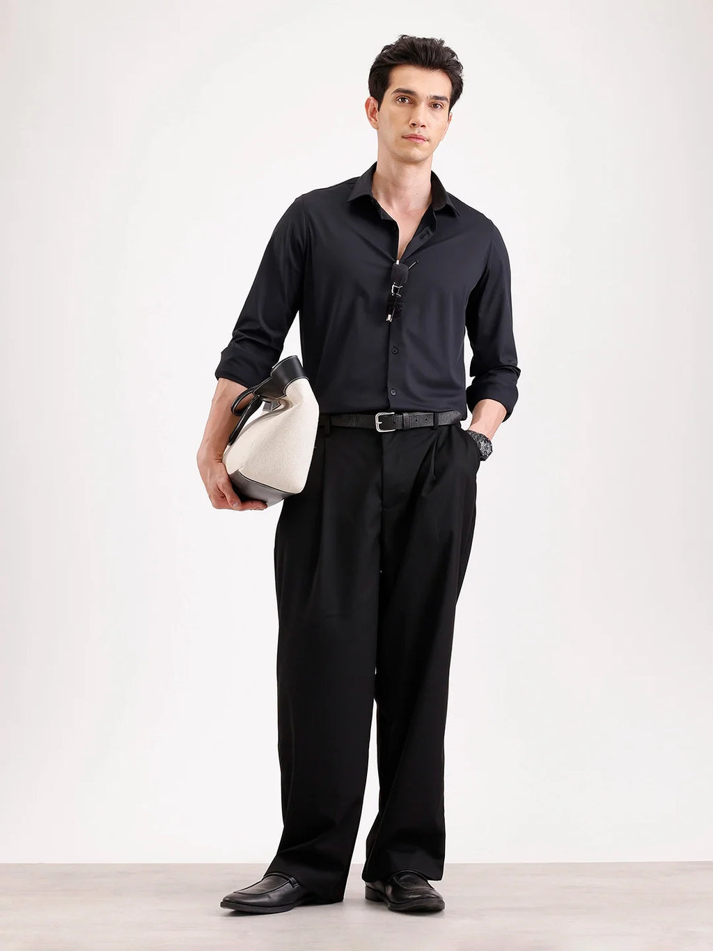 Baggy Fit Pleated Trouser | Black