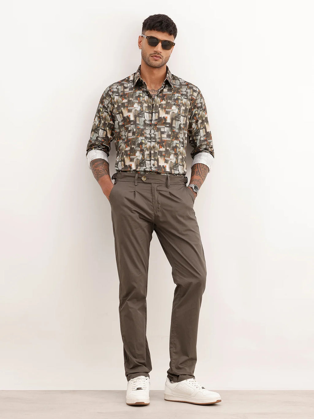 Solid Slim Fit Pleated Trouser | Olive