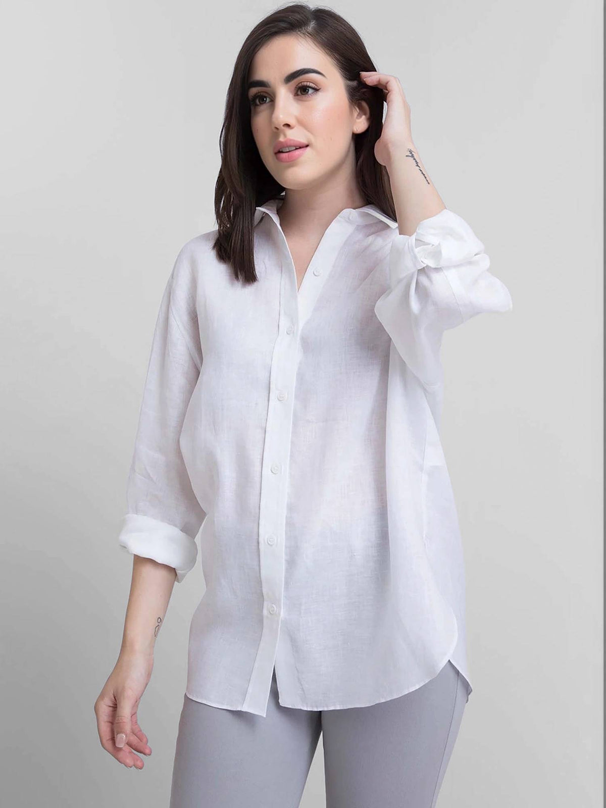 White Solid Regular Shirt | S67 - view 1