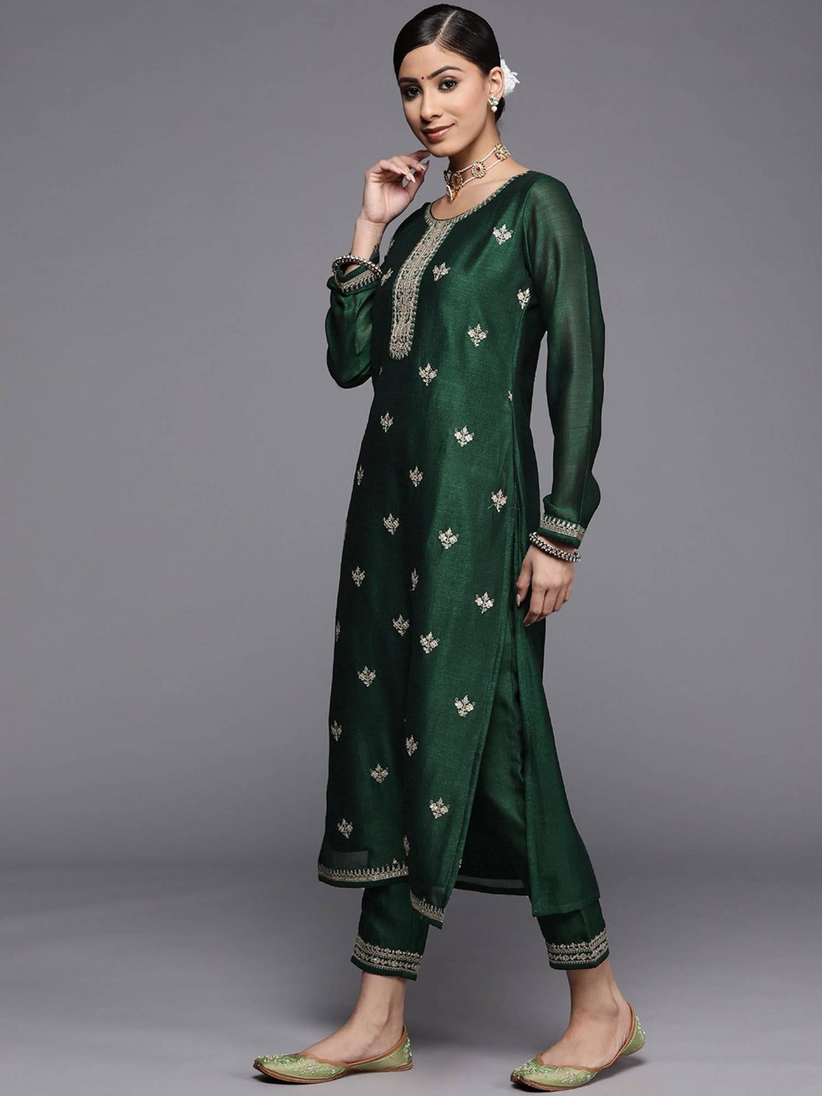Yellow Silk Blend Embroidered Yoke With Highlighted Straight Kurta | FY93 - view 7