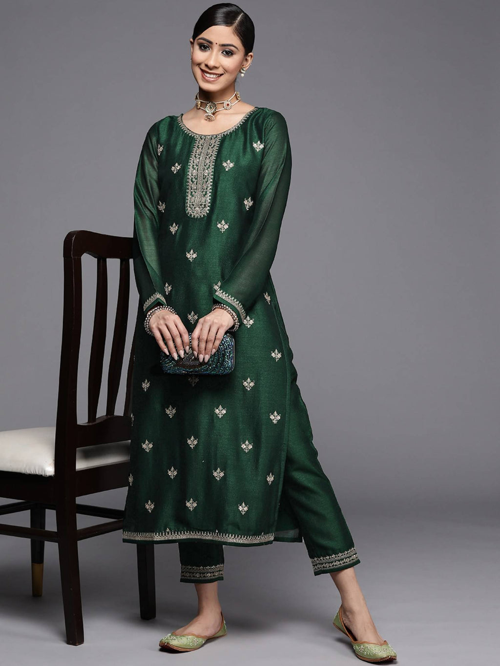 Yellow Silk Blend Embroidered Yoke With Highlighted Straight Kurta | FY93 - view 10
