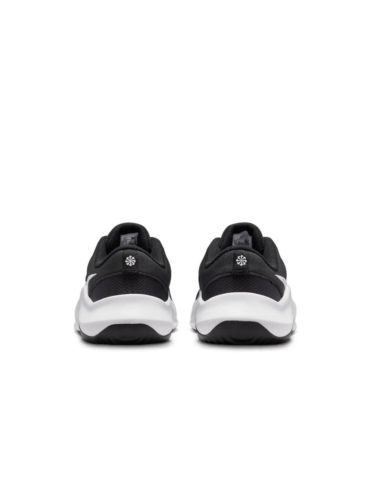 Women's Legend Essential 3 Nn Training Shoes | SH9 - view 2