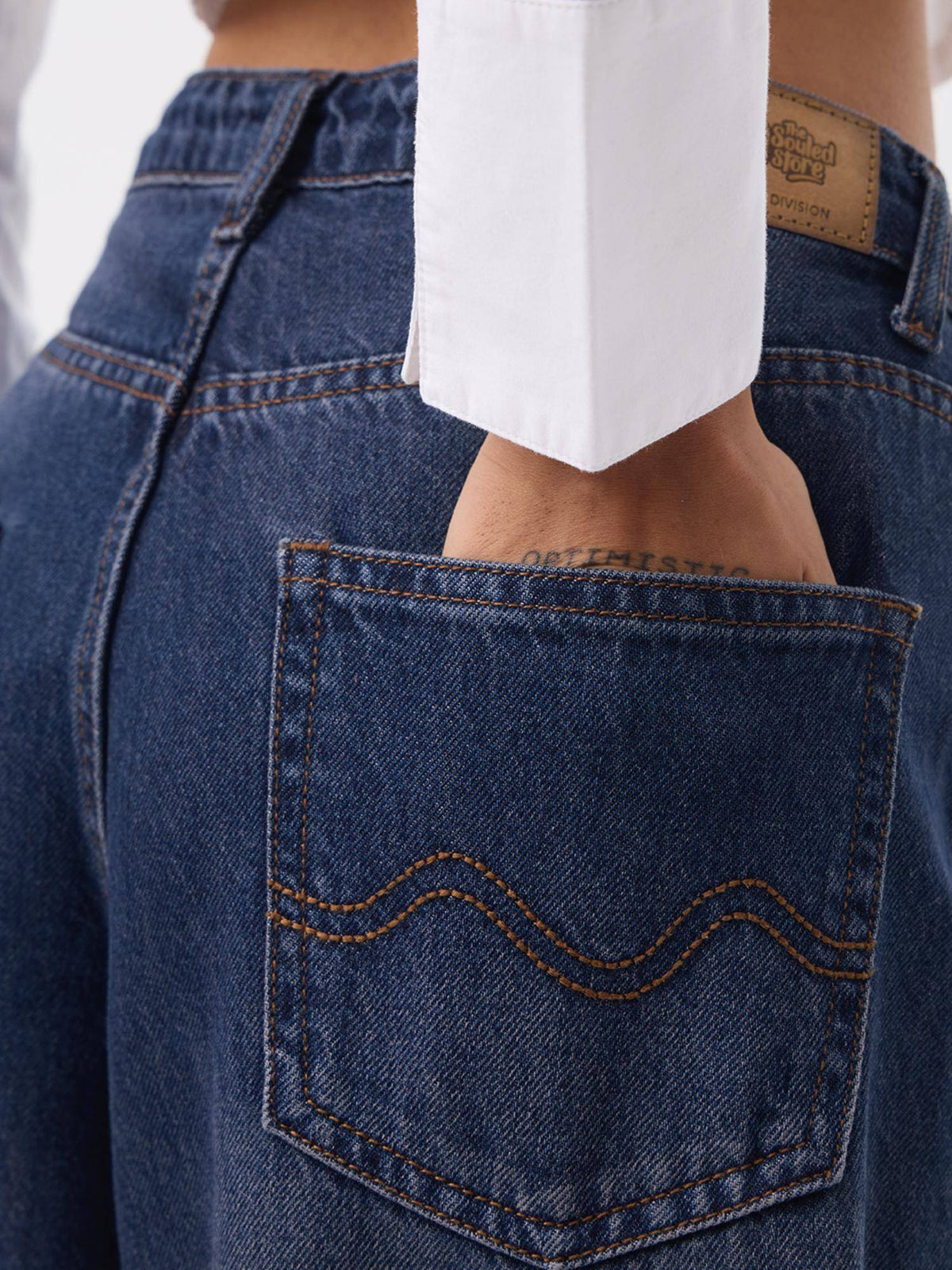 Baggy Fit Denim Pacific Fade Women Wide Leg Jeans | BG78 - view 4