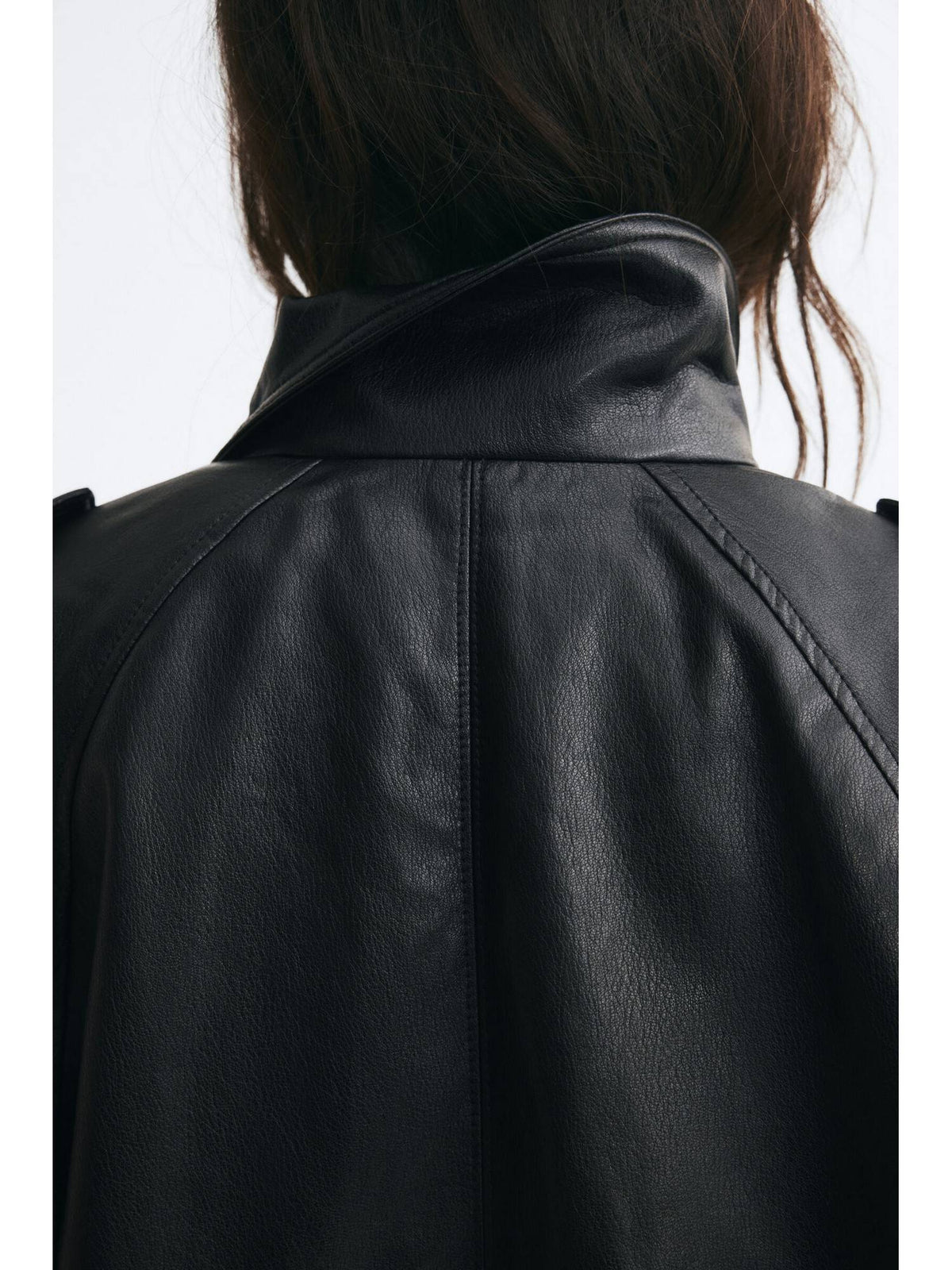 Women Black Oversized Coated Jacket | JC78 - view 4