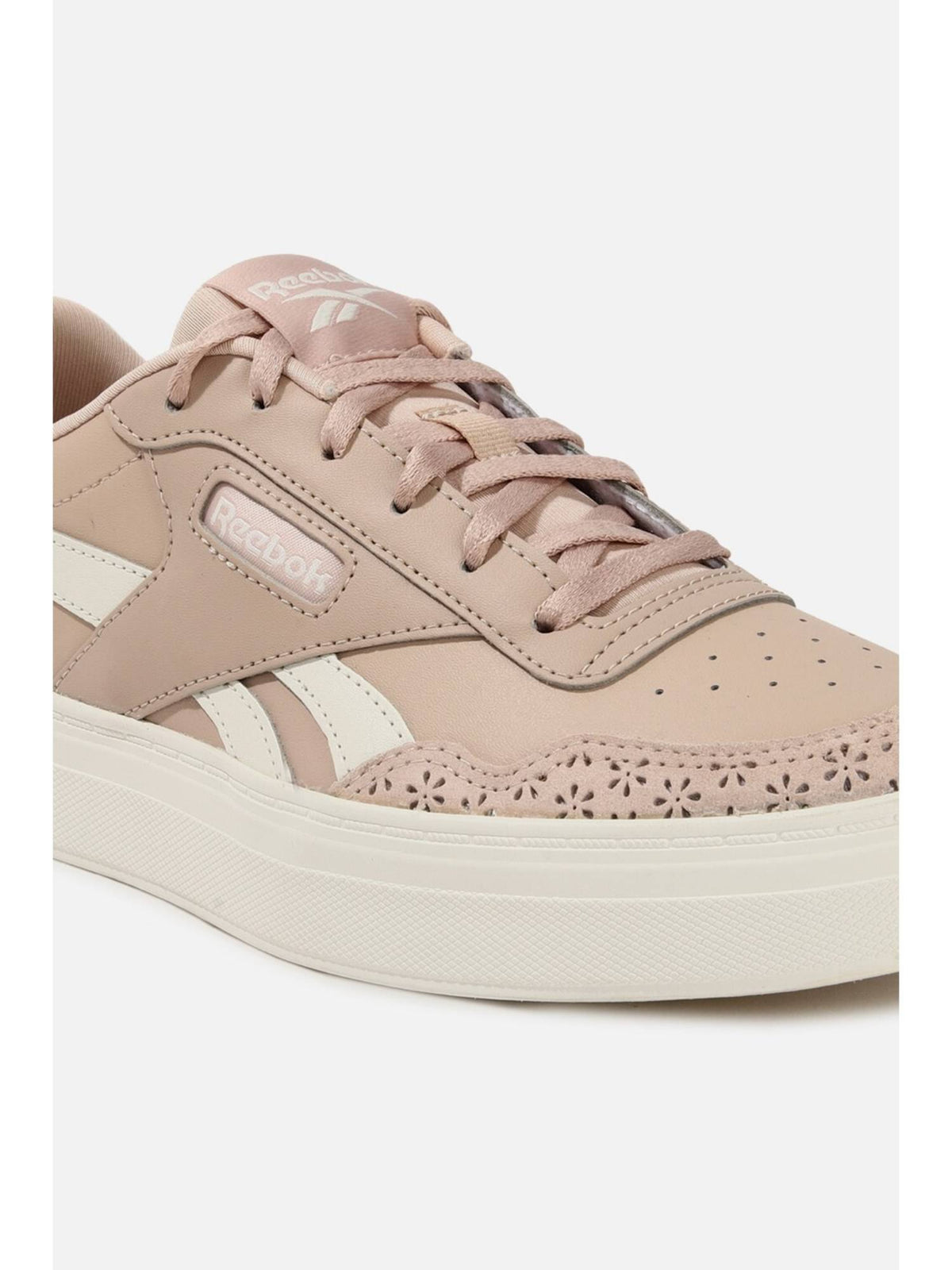 Court Advance Bold Womens Classics Shoes | SN09 - view 5