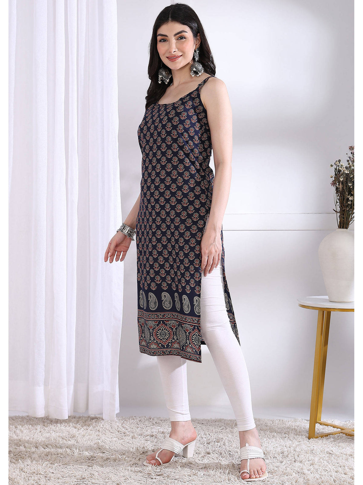 Women Maroon Floral Kurta | KDG - view 29