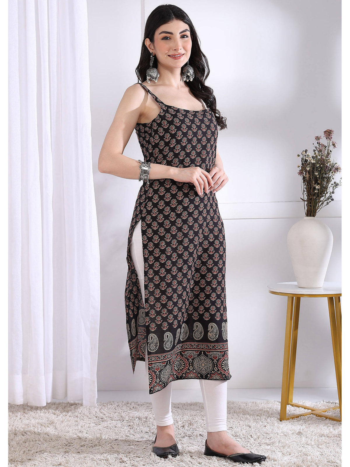 Women Maroon Floral Kurta | FY93 - view 11