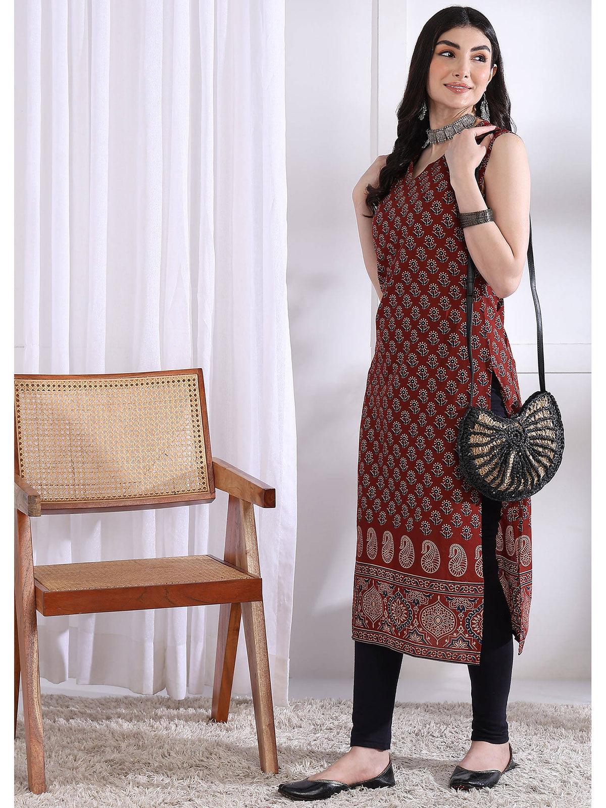 Women Maroon Floral Kurta | KDG - view 6