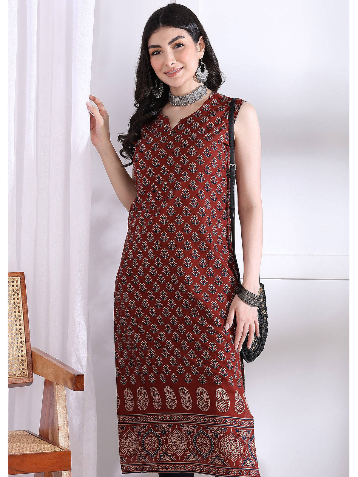 Women Maroon Floral Kurta | FY93 - view 7