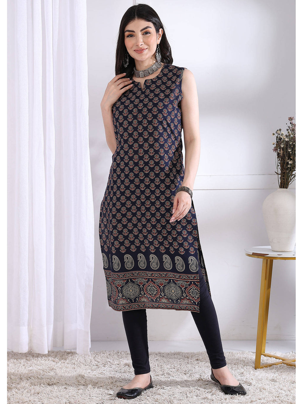 Women Maroon Floral Kurta | FY93 - view 17