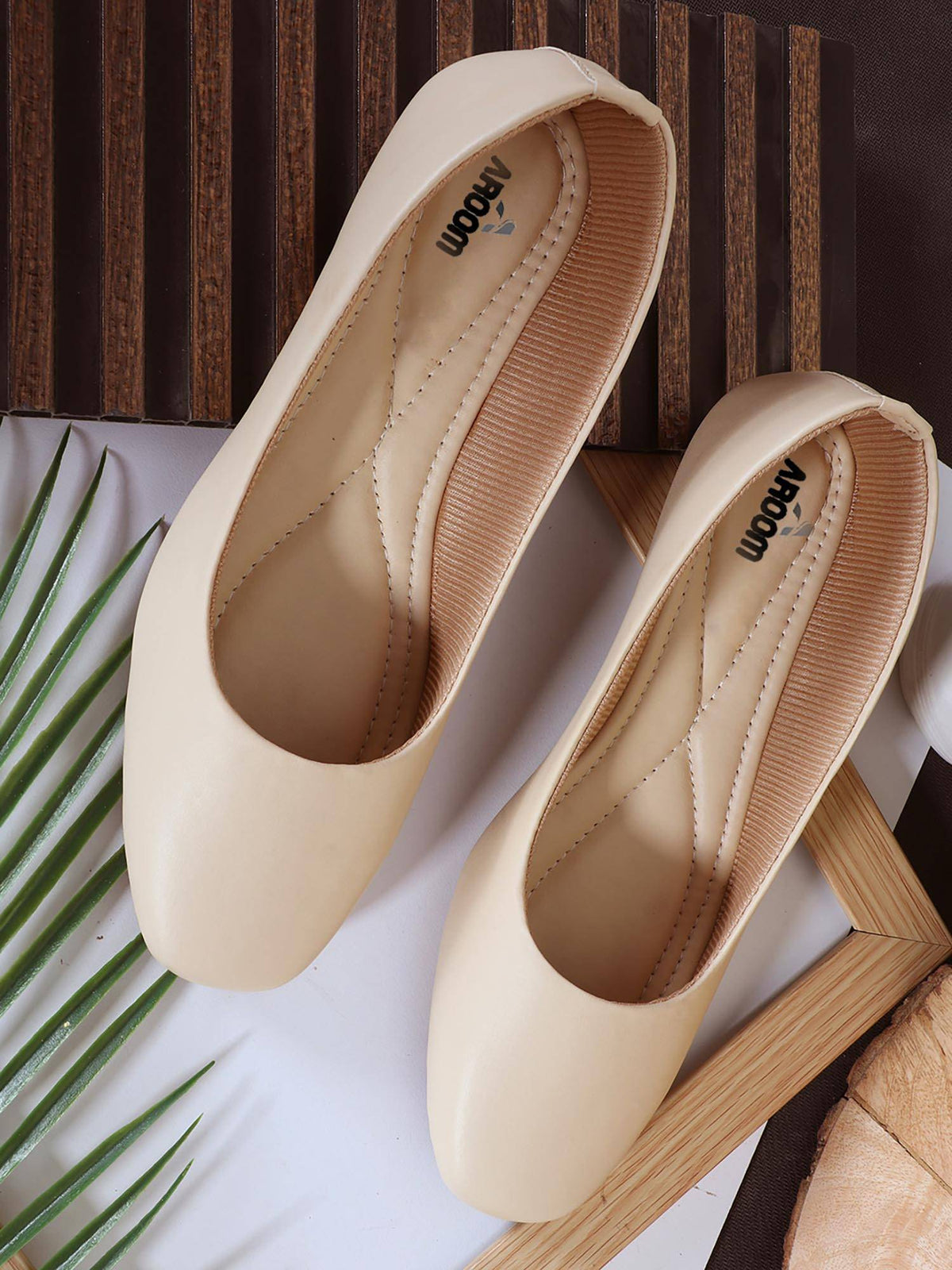Women Cream Elegant Ballerinas | F61 - view 2