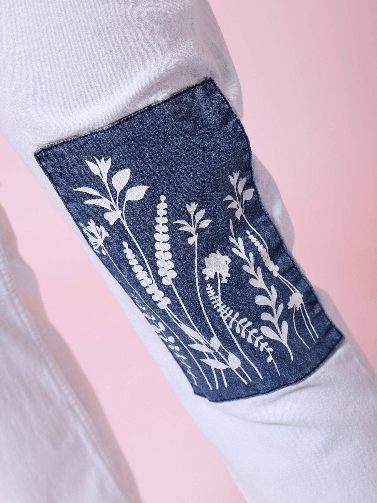 Women Straight Fit Solid Mid Rise White Jeans | ST23 - view 7