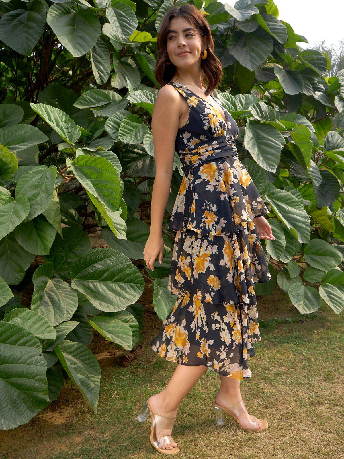 Women Black V-Neck Floral Printed Midi Dress | D56 - view 2