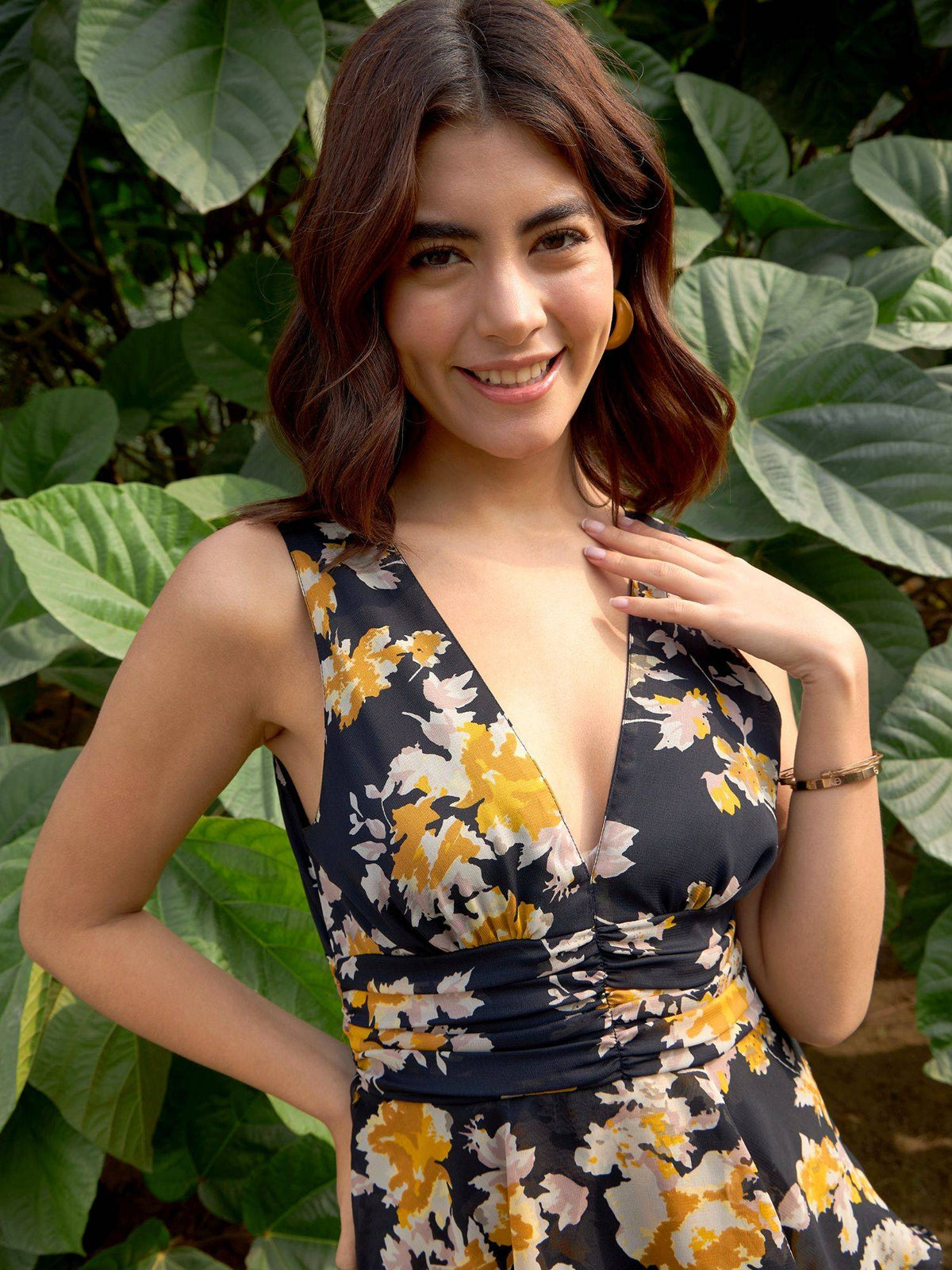 Women Black V-Neck Floral Printed Midi Dress | D56 - view 4