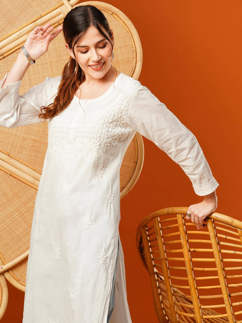 Hand Embroidered White Lucknowi Chikankari Cotton Kurta [A100376] | FY93 - view 5