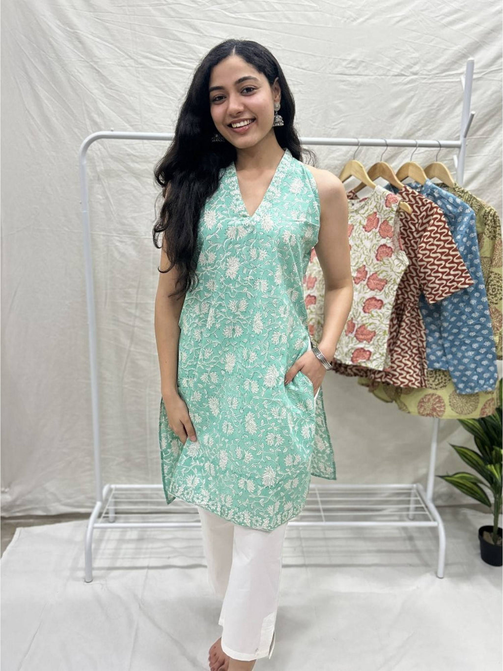 Women Indigo V-Neck Sleeveless Kurta | KDG - view 18