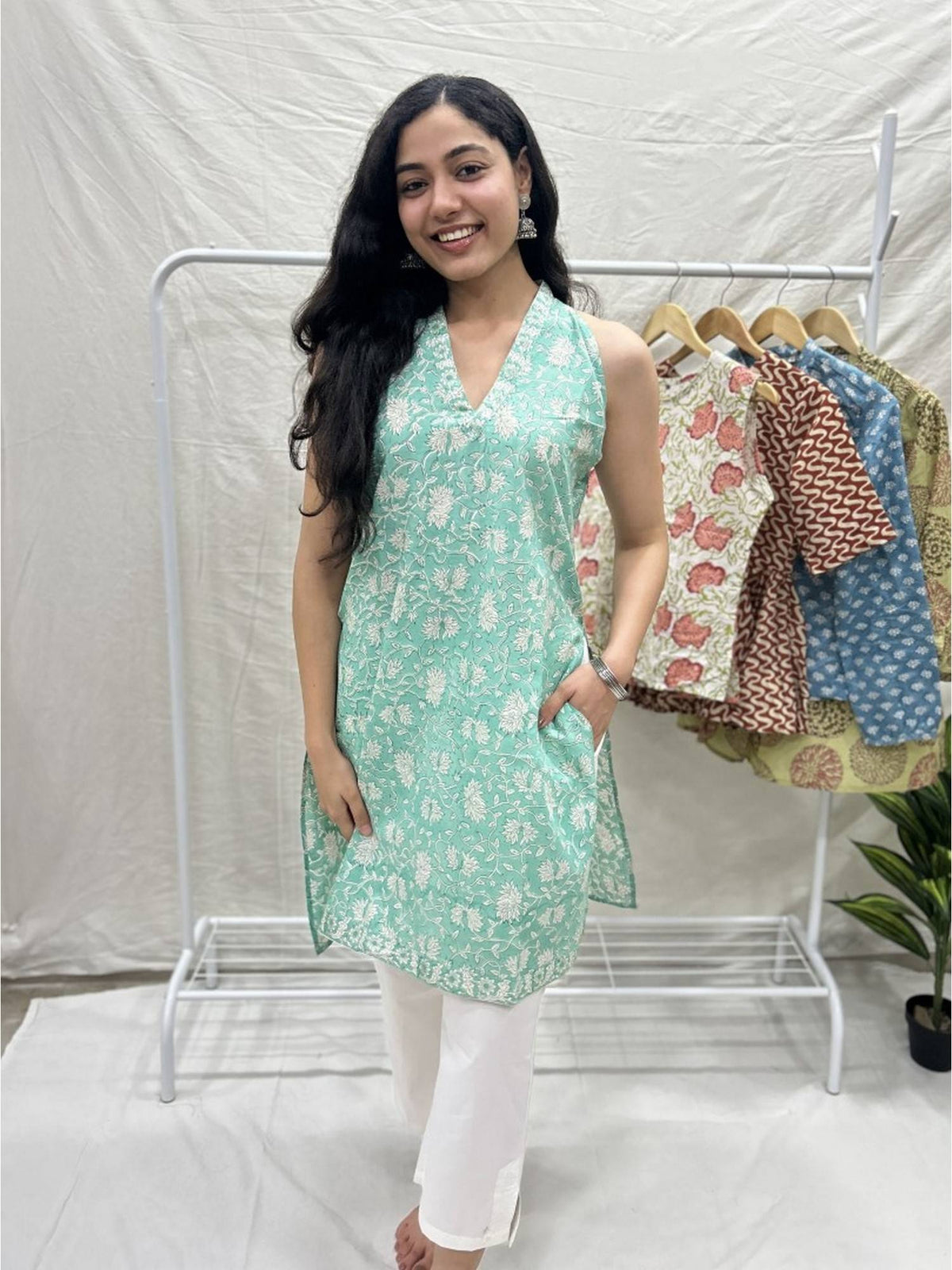 Women Indigo V-Neck Sleeveless Kurta | FY93 - view 24