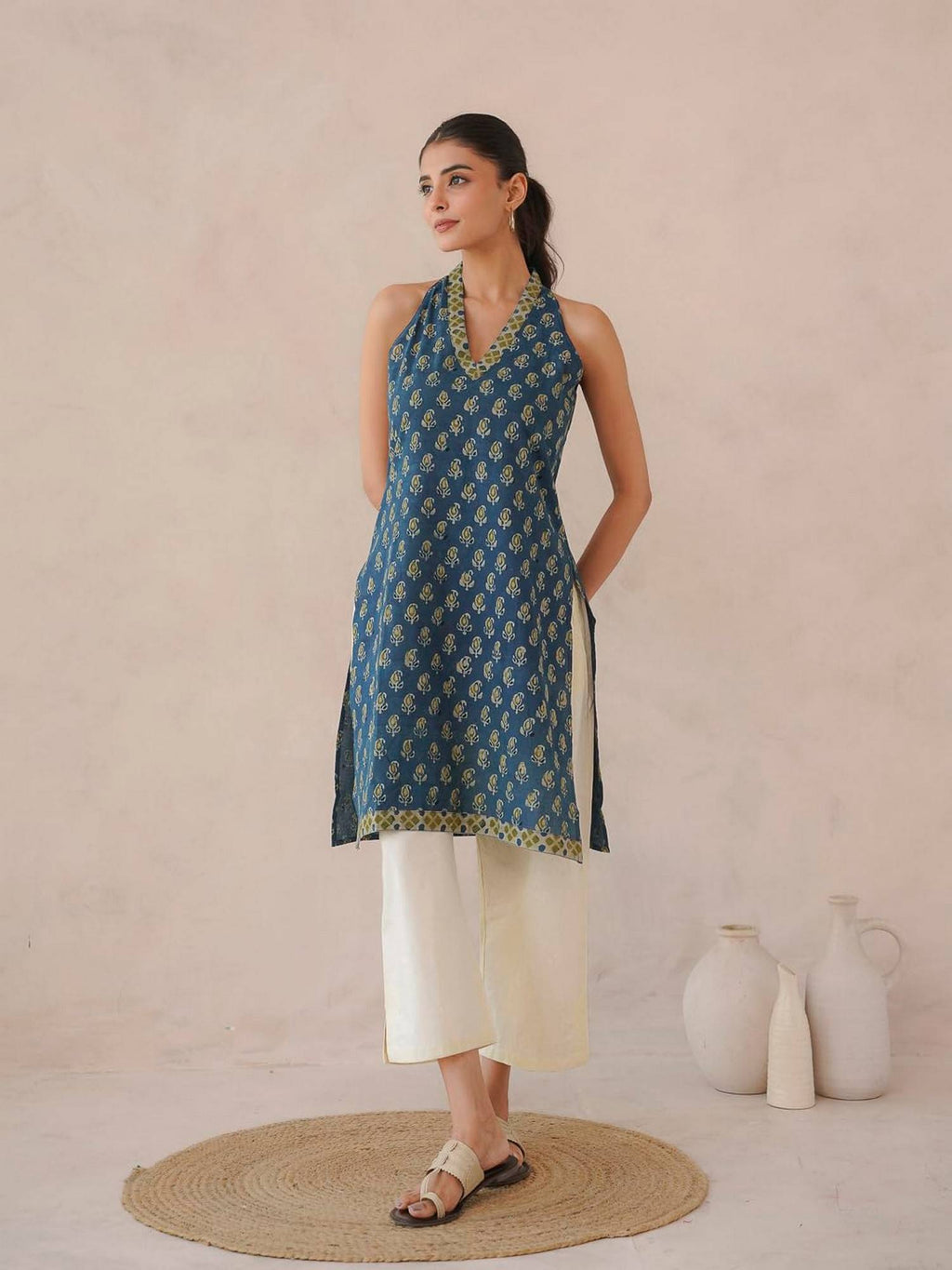 Women Indigo V-Neck Sleeveless Kurta | KDG - view 1