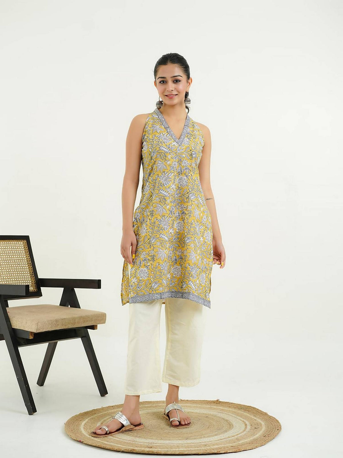 Women Indigo V-Neck Sleeveless Kurta | KDG - view 35