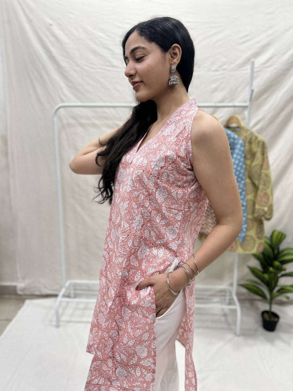 Women Indigo V-Neck Sleeveless Kurta | FY93 - view 57