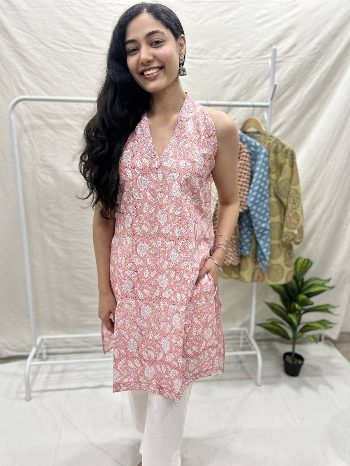 Women Indigo V-Neck Sleeveless Kurta | FY93 - view 58
