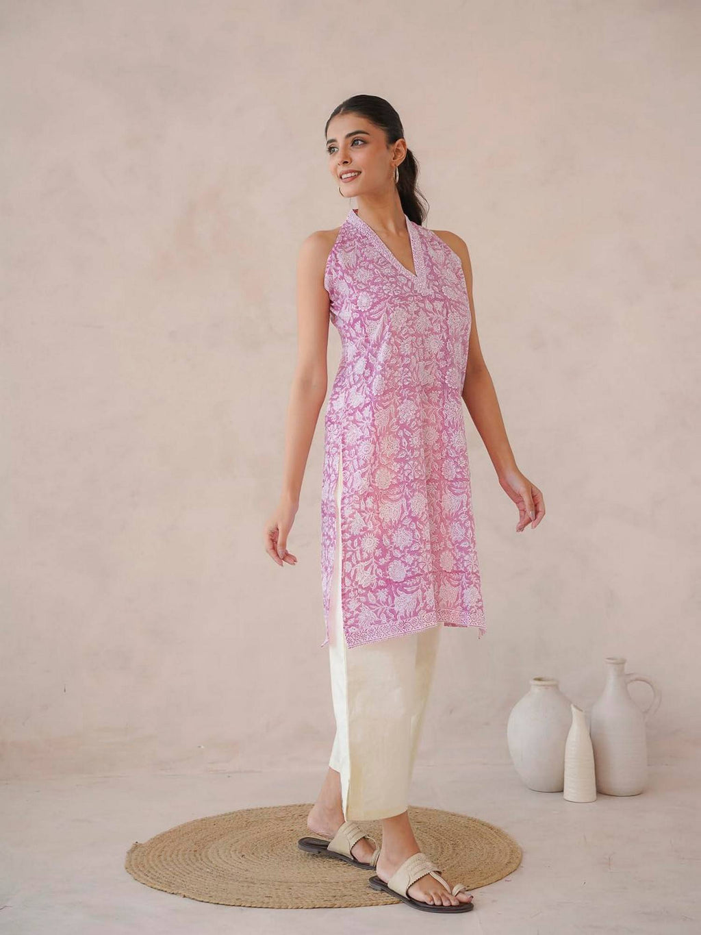 Women Indigo V-Neck Sleeveless Kurta | FY93 - view 7