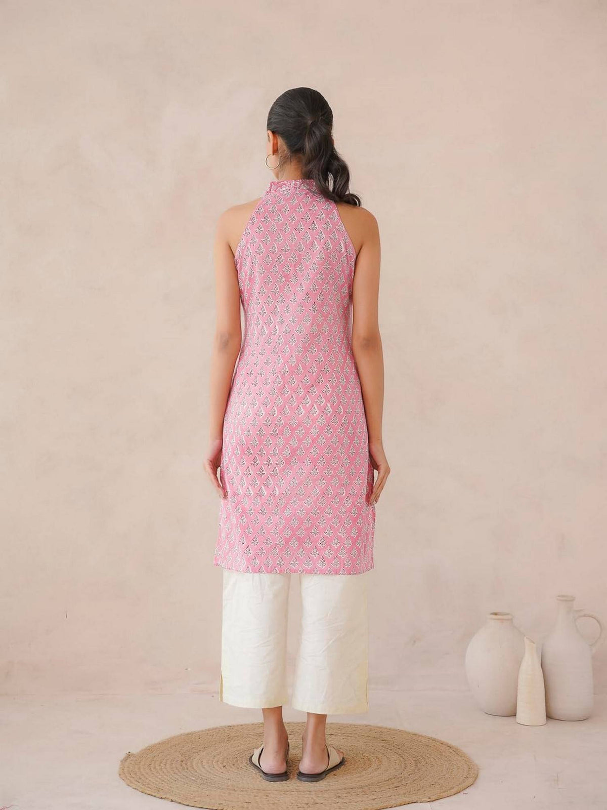 Women Indigo V-Neck Sleeveless Kurta | KDG - view 9