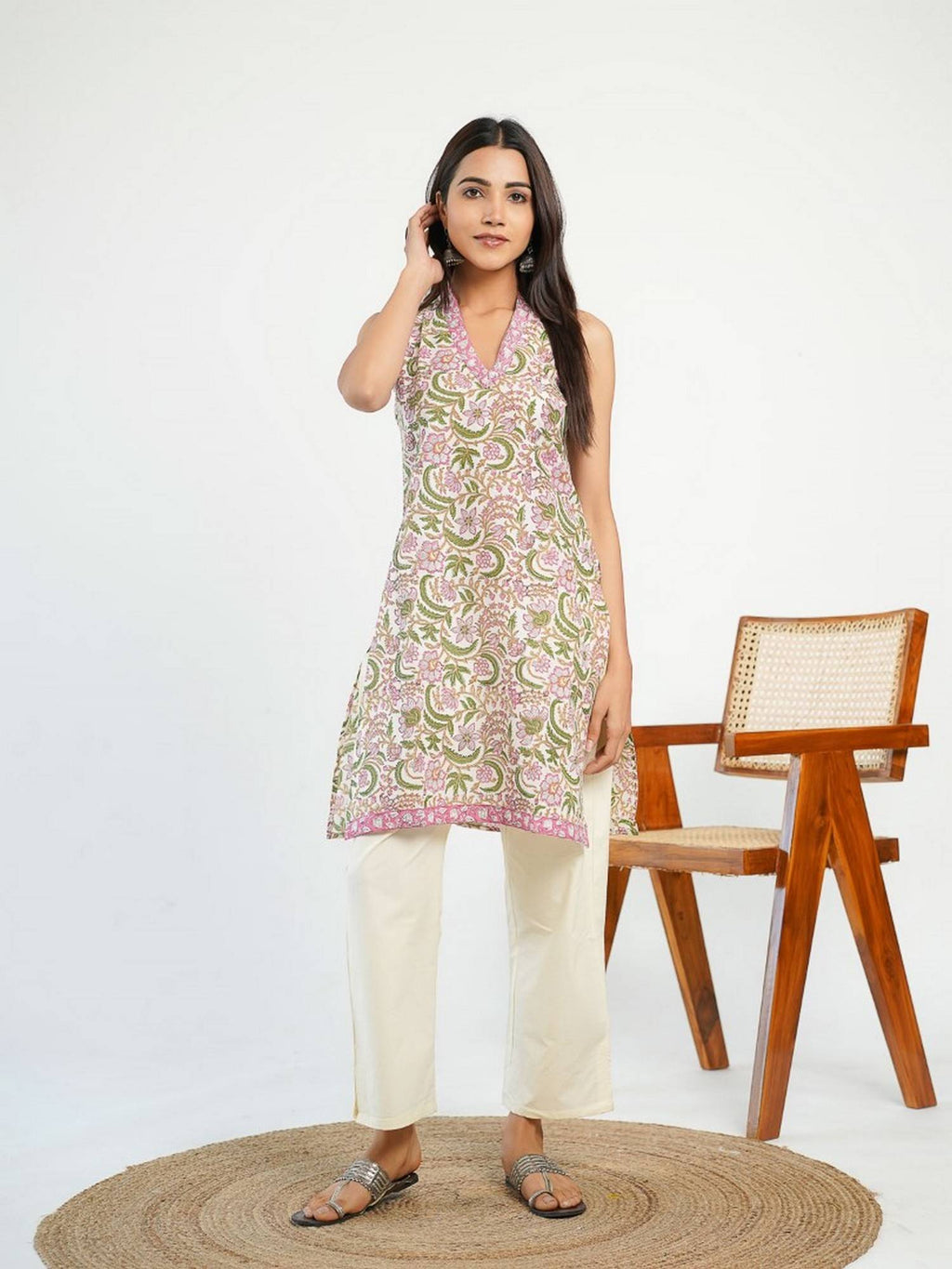 Women Indigo V-Neck Sleeveless Kurta | U3S - view 46