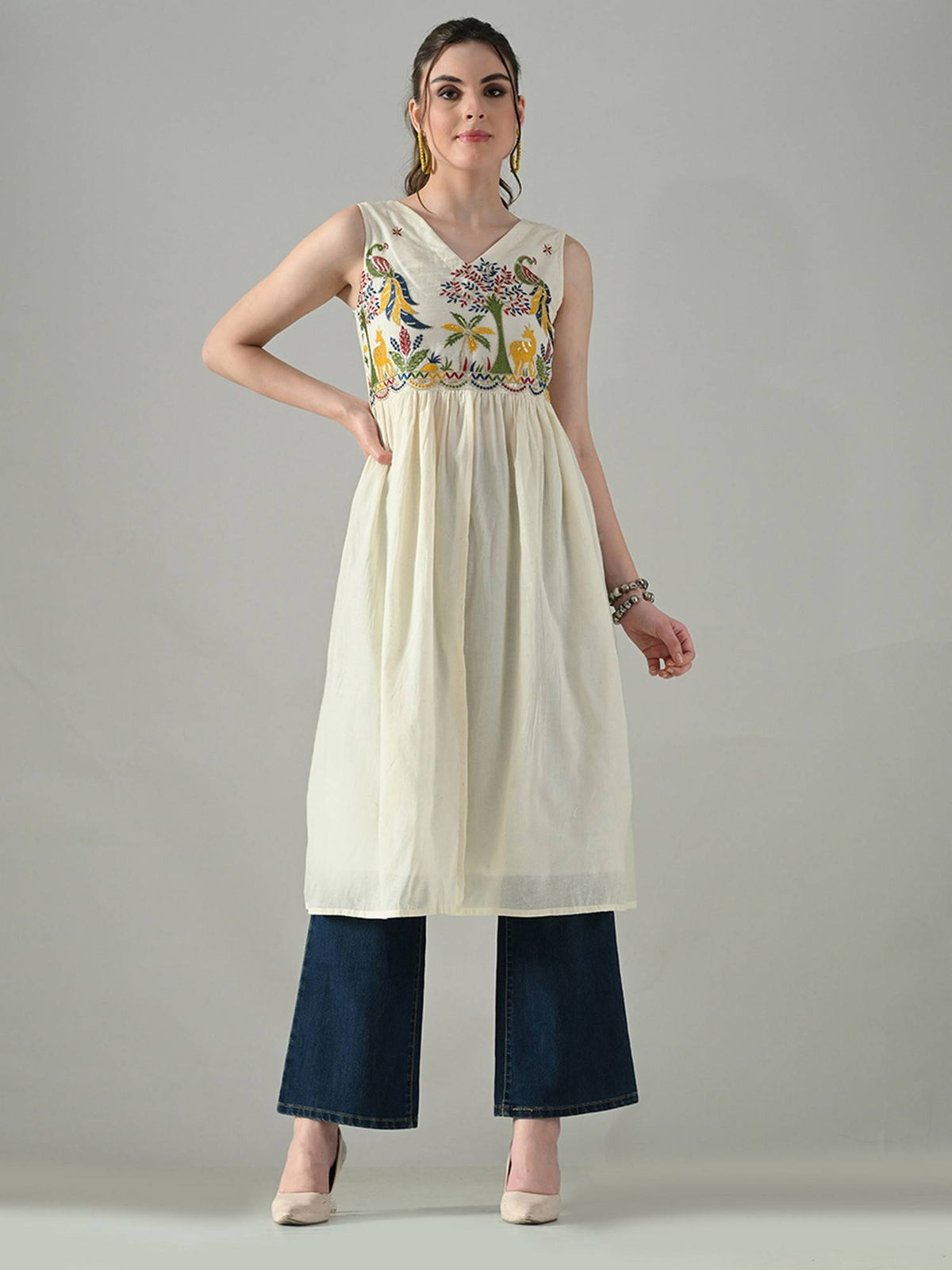 Women Off White Cotton V-Neck Embroidered Kurta | U3S - view 1