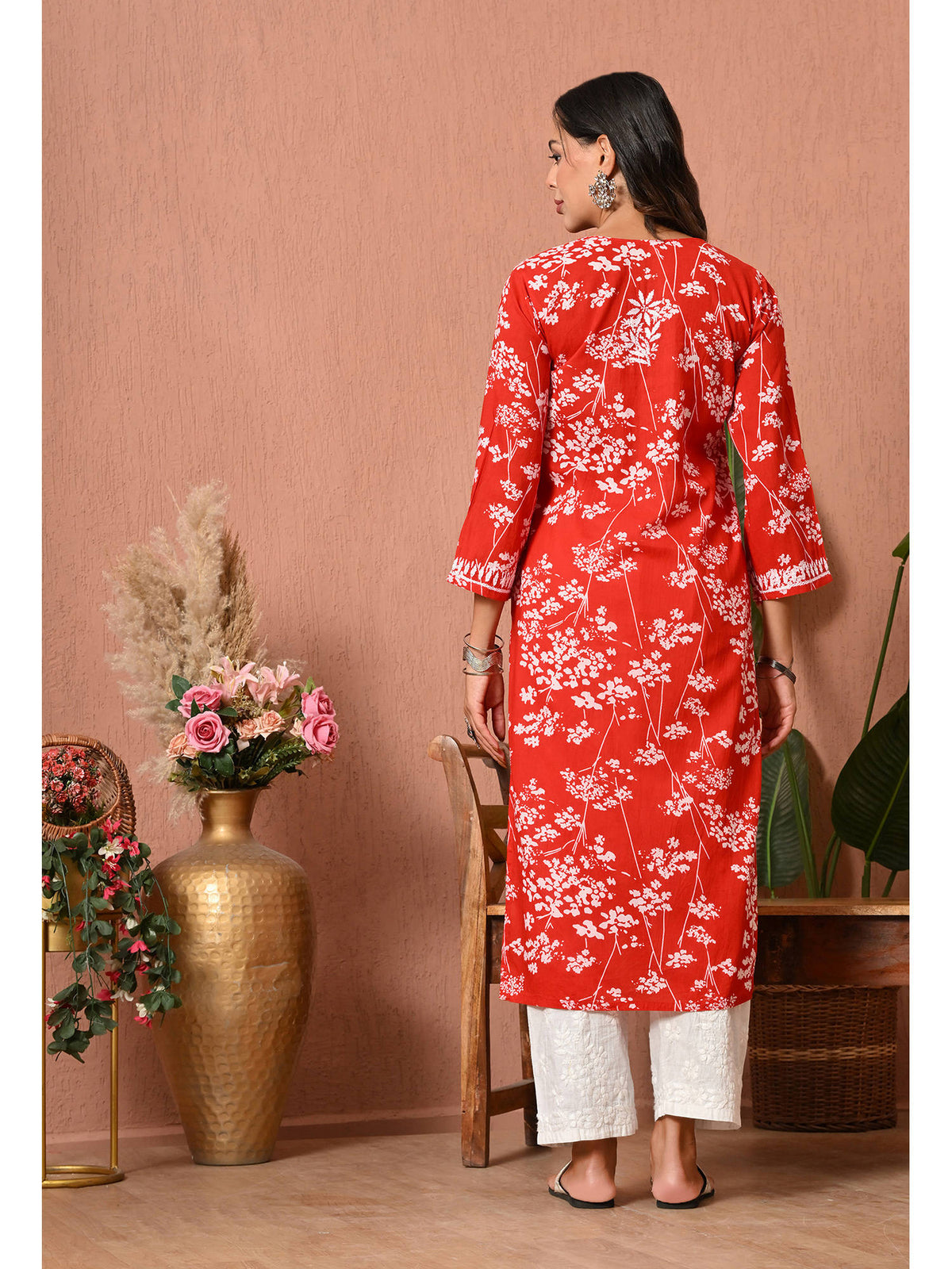 Women Blue Embroidered Mulmul Kurta | KDG - view 18