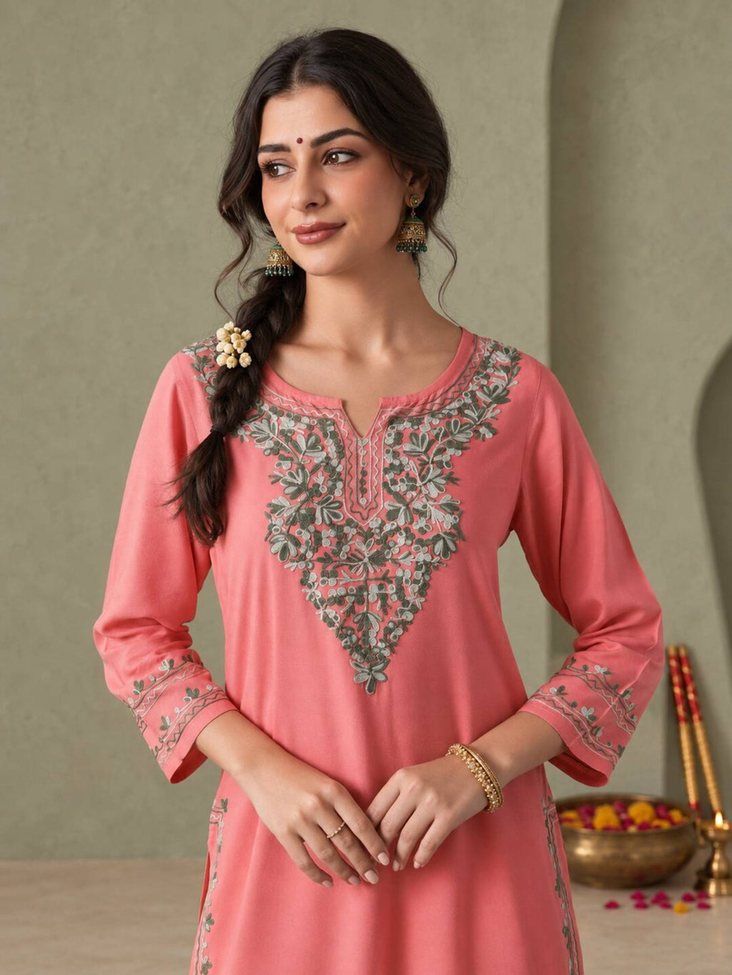 Women Aari Embroidered Viscose Rayon Keyhole Neck Kurta | U3S - view 11