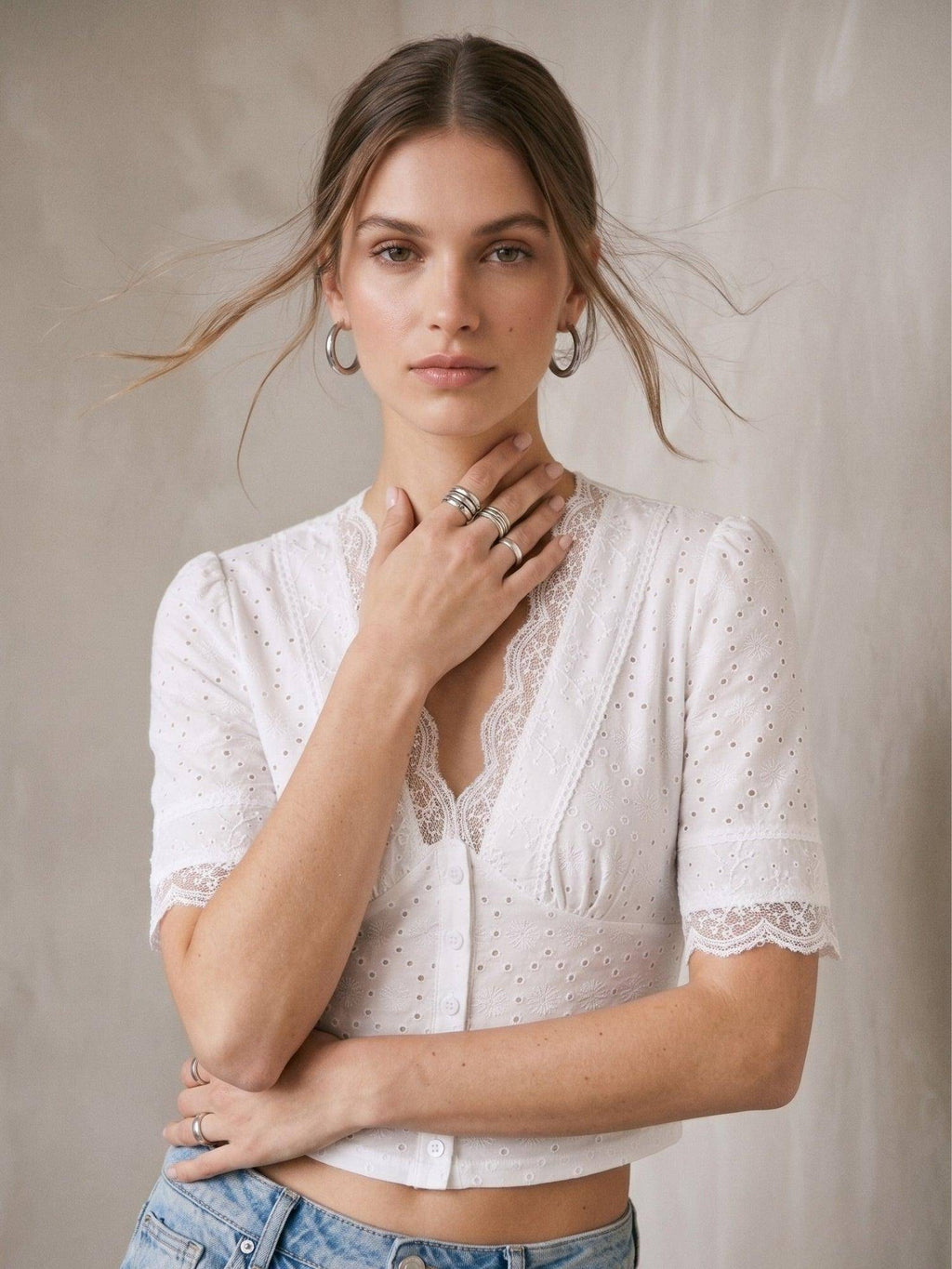 White V Neck Scalloped Lace Button Down Crop Top | CT61 - view 3