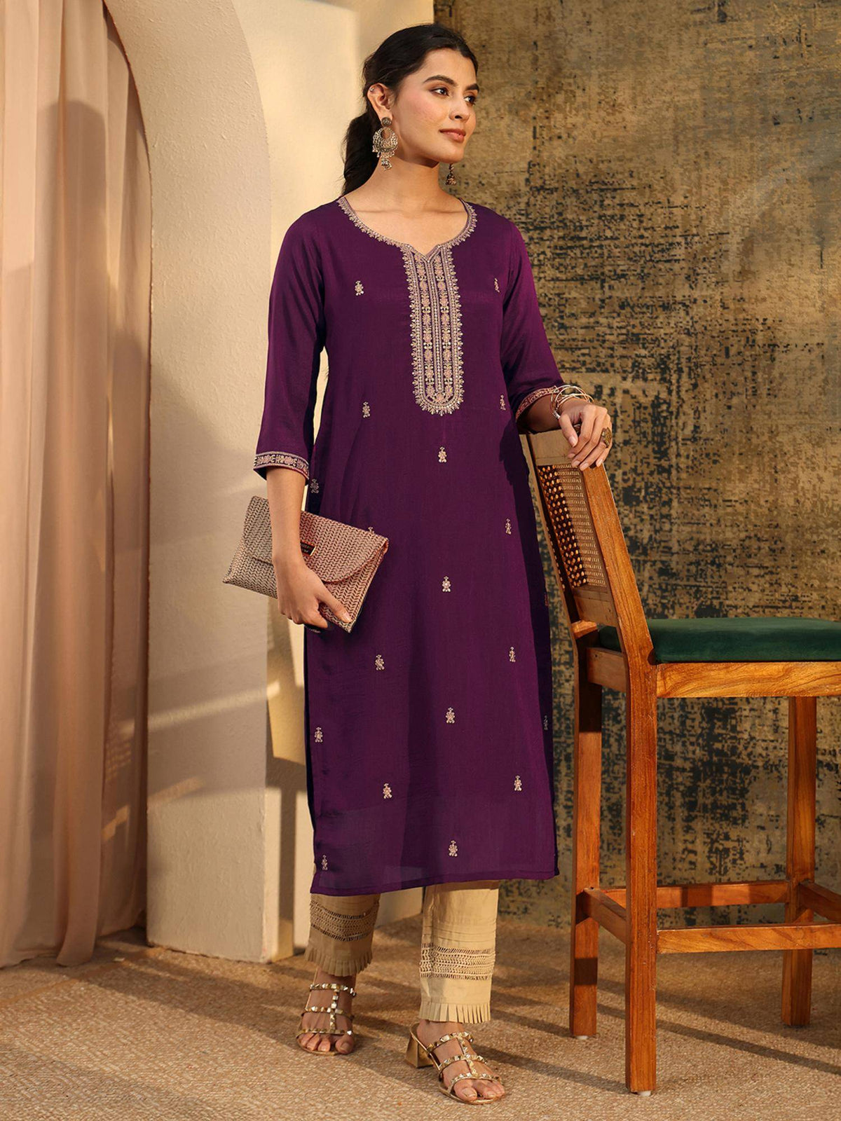 Red Embroidered Silk Blend Kurta | KDG - view 14