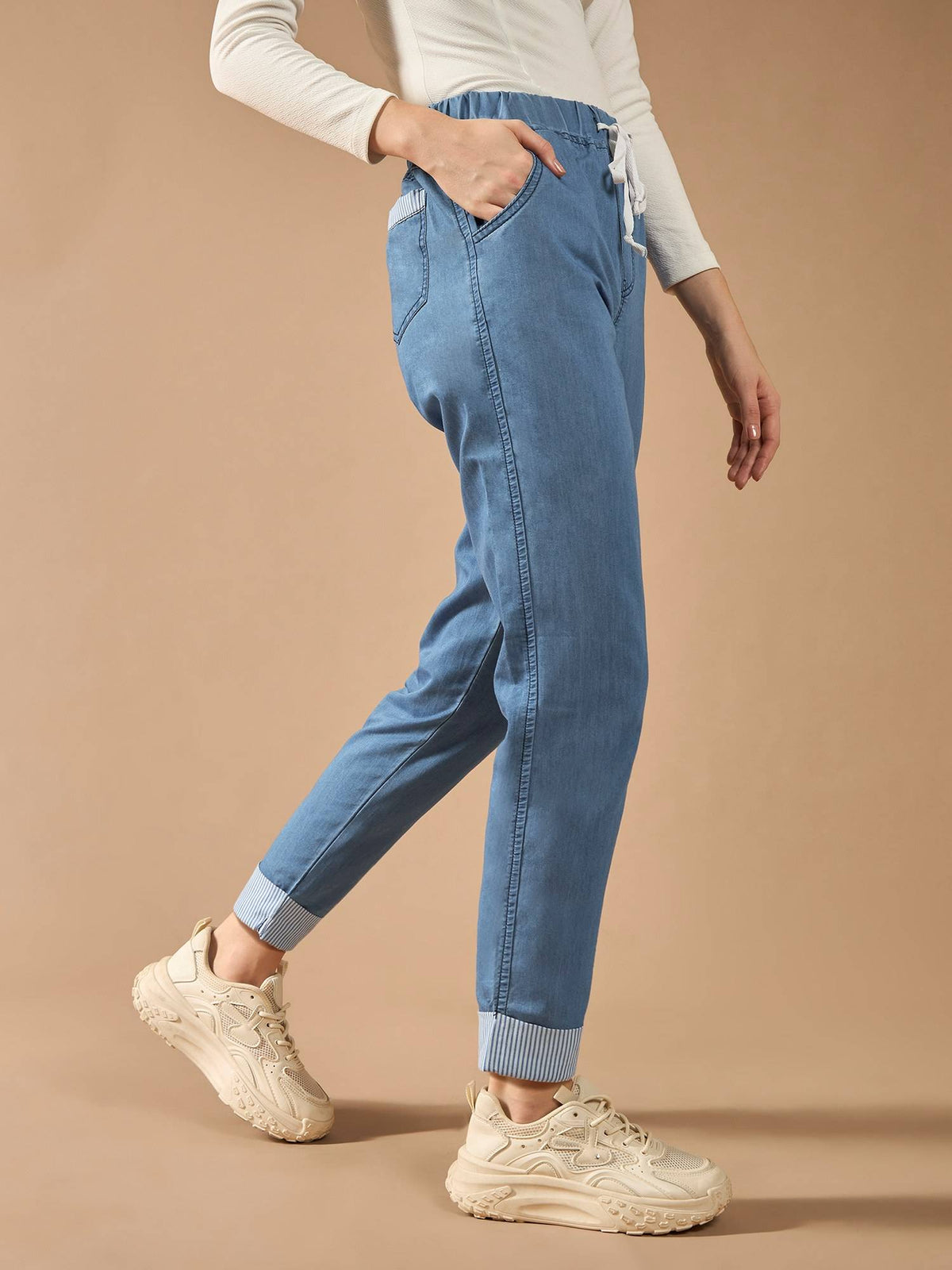 Women Blue High Rise Regular Stretchable Denim Jeans | RF89 - view 4
