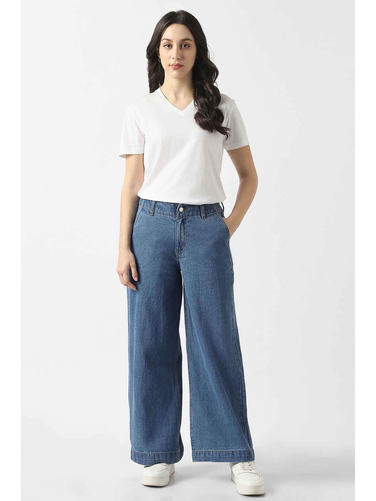 Women Blue Mid Wash Jeans | ST23 - view 2