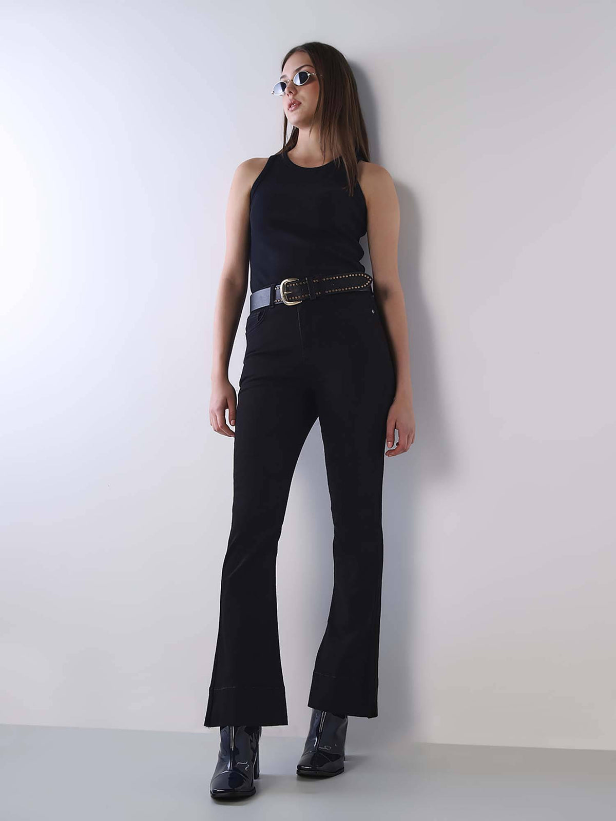 Women Solid Slim Fit High-Rise Black Jeans | BT10 - view 2