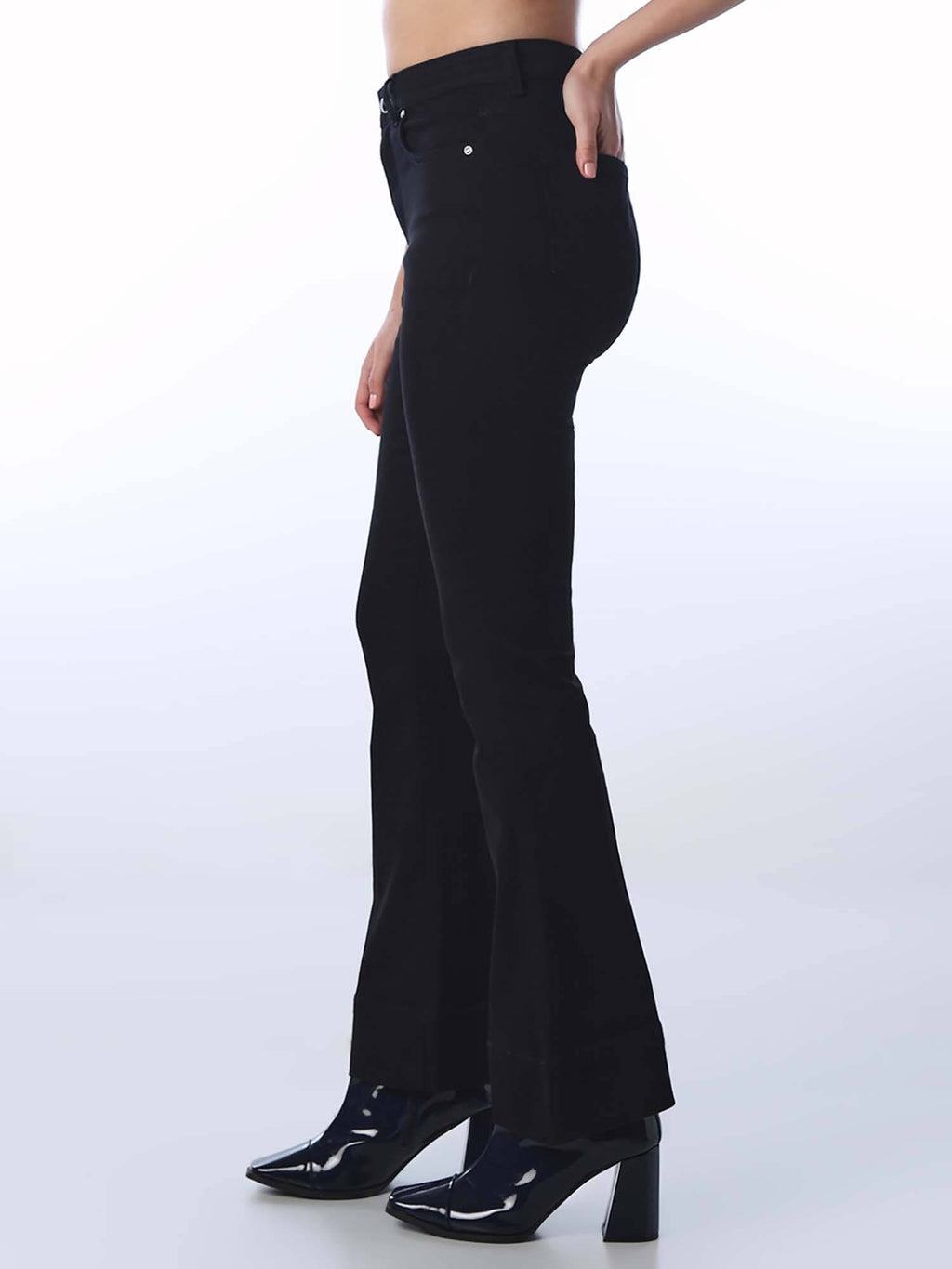 Women Solid Slim Fit High-Rise Black Jeans | BT10 - view 4